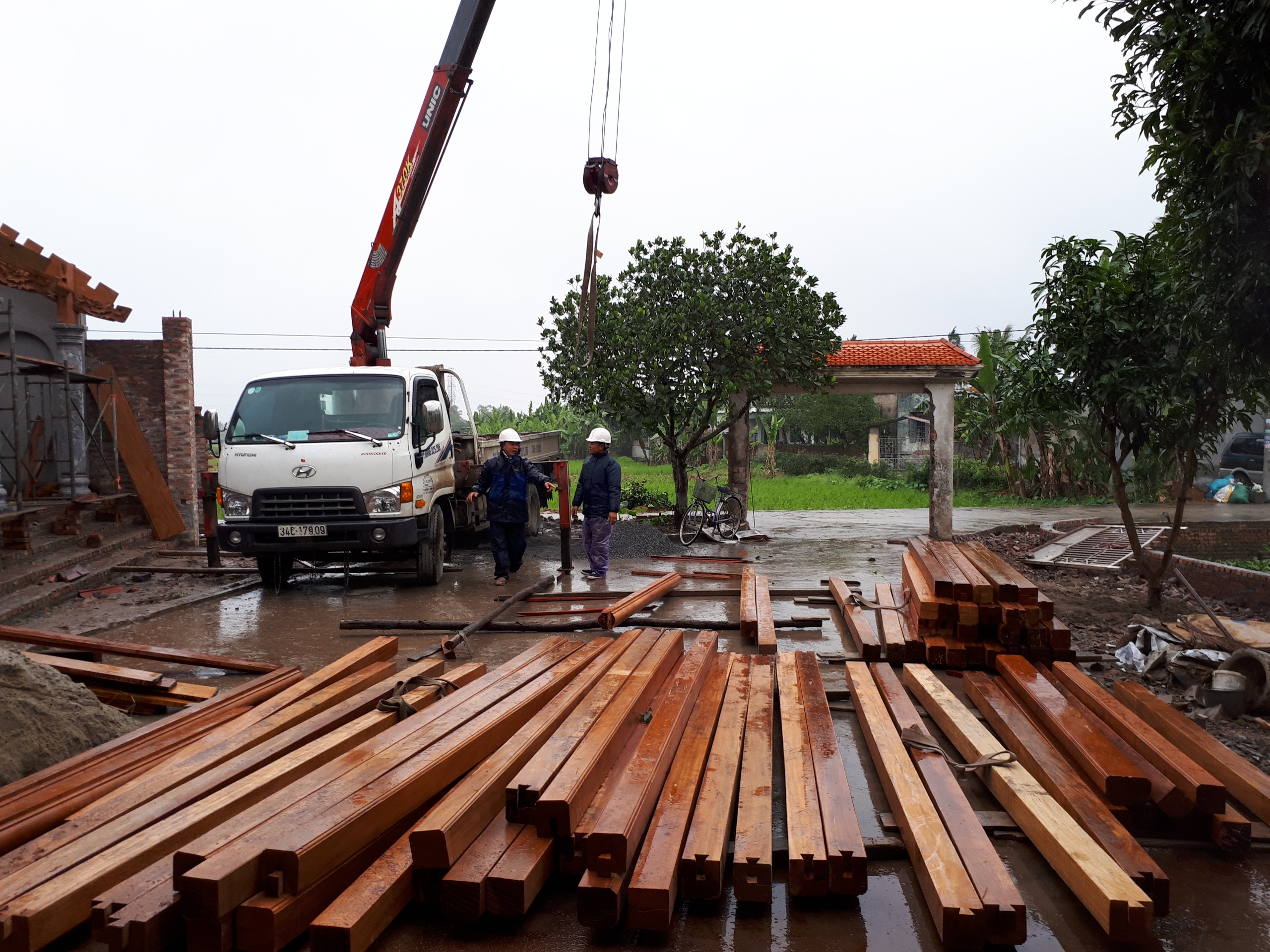 Dựng nhà 3 gian bác Kể - Nga ở Thôn Trâm Khê xã Đại Thắng huyện Tiên Lãng - Hải Phòng